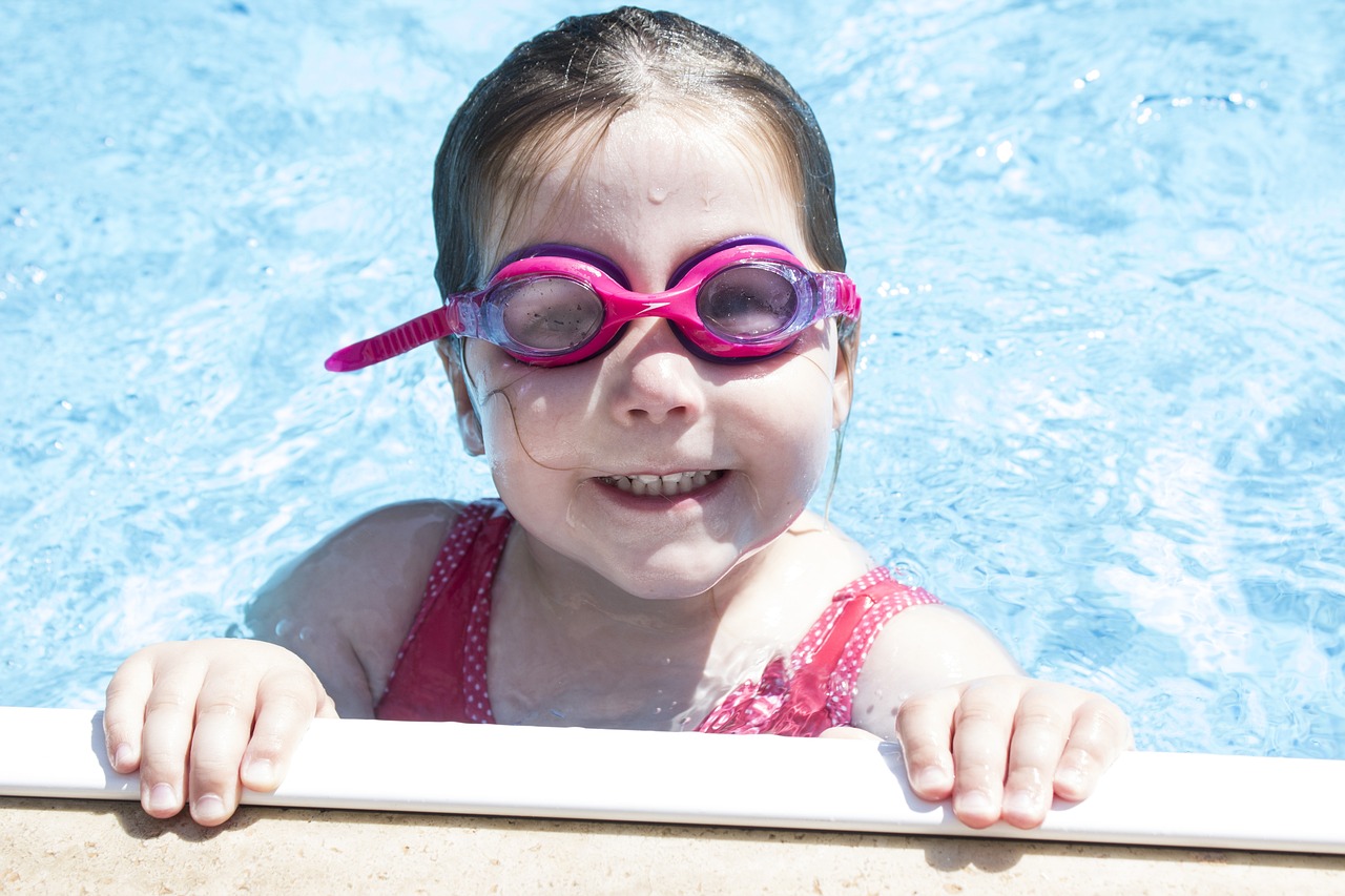 girl, swimming, goggles-953414.jpg